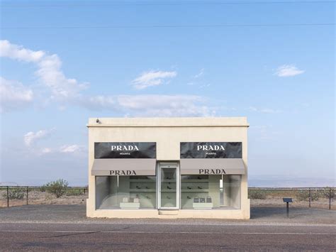 visit the Prada marfa